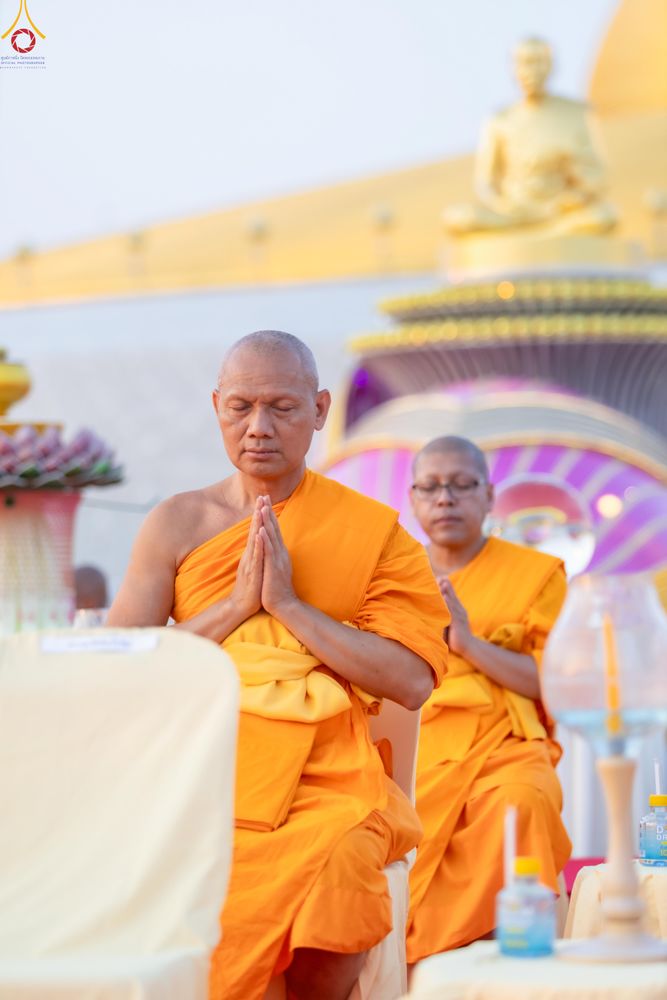 ภาพ No.307440:วันที่ 31 มกราคม พ.ศ. 2569 พิธีจุดประทีปธรรมถวายเป็นพุทธบูชา  และบูชาธรรมมหาปูชนียาจารย์ (ภาพชุดที่ 2) ณ วัดพระธรรมกาย ปทุมธานี ในโครงการธรรมยาตรา กตัญญูบูชา มหาปูชนียาจารย์ พระมงคลเทพมุนี(สด จนฺทสโร) พระผู้ปราบมาร อนุสรณ์สถาน 7 แห่ง ปีที่ 14