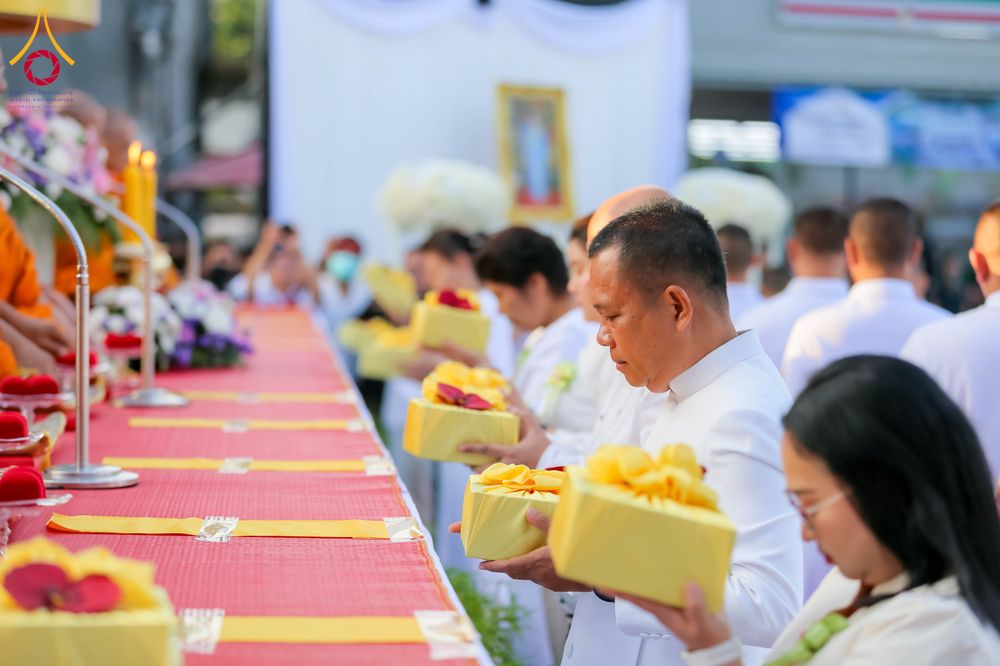 ภาพ No.313877:วันอาทิตย์ที่ 14 มีนาคม พ.ศ. 2569 ทำบุญเมืองหาดใหญ่ตักบาตรพระ 1,109 รูป เติมบุญใหญ่ หลังวิกฤตมหาอุทกภัย ณ ซุ้มประตูไชน่าทาวน์ ถนนศุภสารรังสรรค์ อ.หาดใหญ่ จ.สงขลา