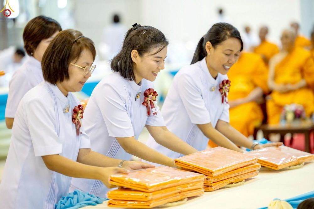 ภาพ No.251693:วันที่ 10 ตุลาคม พ.ศ. 2568 พิธีทอดผ้าป่าสมทบกฐินวัดพระธรรมกาย และสมทบกฐิน 30,000 กว่าวัดทั่วประเทศ ครั้งที่ 3 ณ สภาธรรมกายสากล วัดพระธรรมกาย