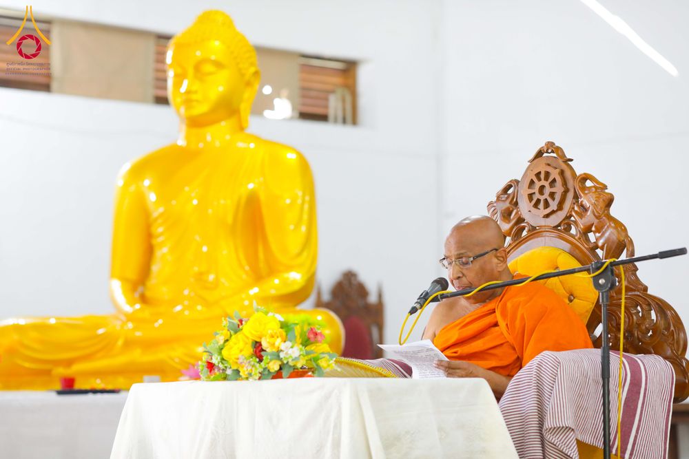 ภาพ No.317753:วันที่ 1 เมษายน พ.ศ. 2569 พิธีสวดธัมมจักกัปปวัตตนสูตรนานาชาติ ในวันพระใหญ่ ขึ้น 15 ค่ำ เดือน 5 (Poya Day)  ณ ศรีธรรมนันทะปิริเวนะ เเละ  วัดวิมลวิหาร นาวละ ประเทศศรีลังกา