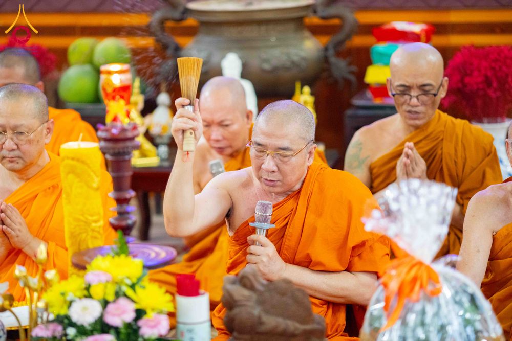 ภาพ No.344491:วันที่ 8-11 สิงหาคม พ.ศ.2569 “ประเพณีเข้าพรรษา เชื่อมพระพุทธศาสนาสองแผ่นดิน” ถวายเทียนพรรษา 9 วัด ณ นครโฮจิมินห์ สาธารณรัฐสังคมนิยมเวียดนาม