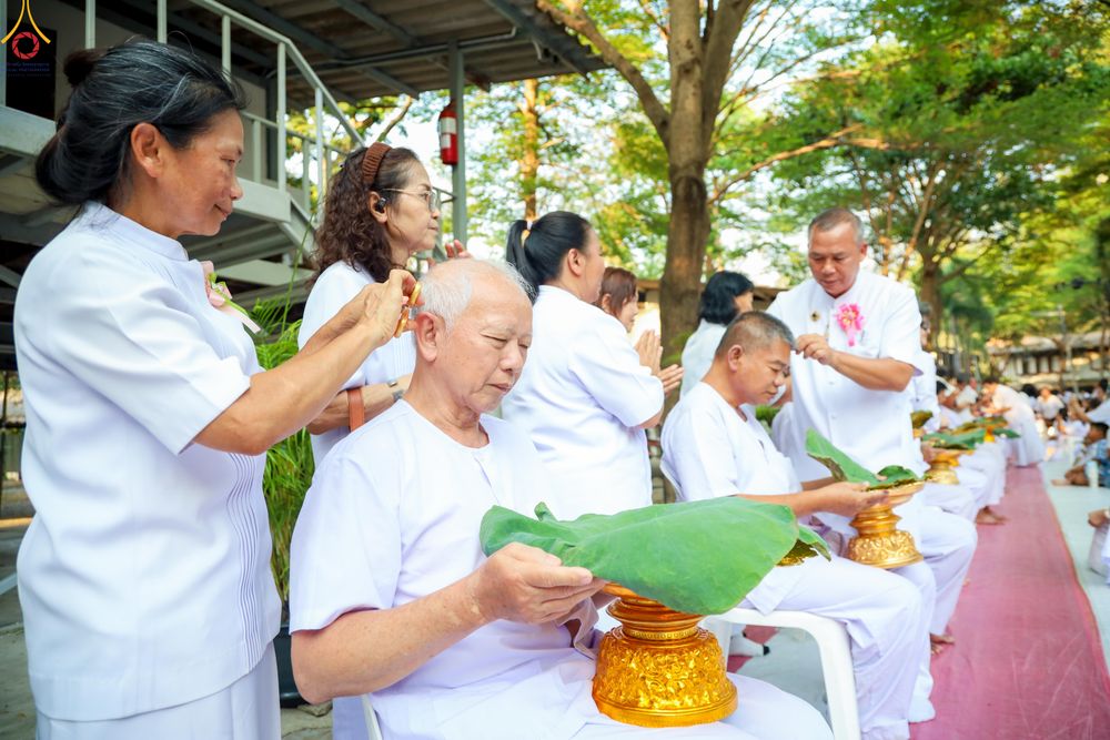 ภาพ No.319754:วันอาทิตย์ที่ 5 เมษายน พ.ศ.2569 พิธีตัดปอยผม และปลงผมนาคธรรมทายาท โครงการบรรพชาและอุปสมบทหมู่ รุ่นบูชาธรรม 82 ปี หลวงพ่อธัมมชโย