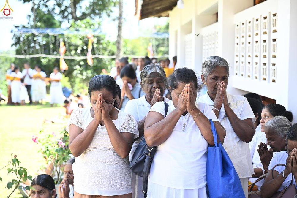 ภาพ No.278732:วันที่ 30 ตุลาคม 2568  กฐินสมทบวัดต่างประเทศ โดยคณะศิษยานุศิษย์  บูชาธรรม 81 ปี หลวงพ่อธัมมชโย  ณ วัดศรีโพธินันทะ ประเทศศรีลังกา