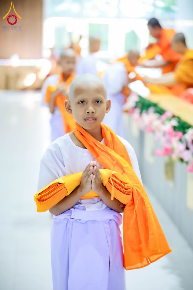 ภาพ No.317513:วันอาทิตย์ ที่ 29 มีนาคม พ.ศ.2569  พิธีปลงผม , พิธีขอขมามอบบาตรและผ้าไตร , พิธีบรรพชา ณ ศูนย์ปฏิบัติธรรมสมุทรปราการ จำนวน 42 รูป