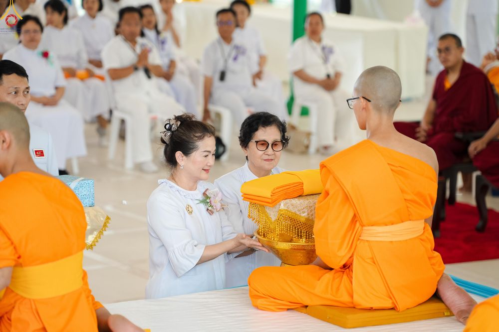 ภาพ No.328415:วันเสาร์ที่ 2 พฤษภาคม พ.ศ.2569 พิธีอุปสมบทสามเณรเตรียม DCI รุ่นที่ 23 ณ อุโบสถพระไตรปิฎก วัดพระธรรมกาย จังหวัดปทุมธานี