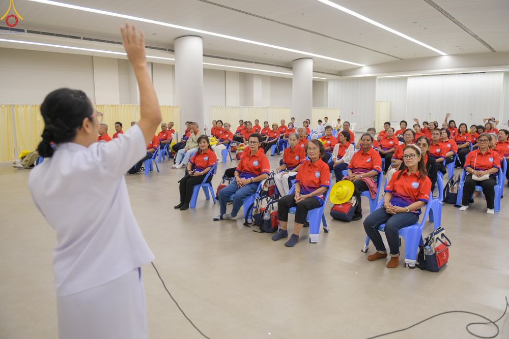 ภาพ No.321100:วันที่ 10 เมษายน พ.ศ.2569 โครงการส่งเสริมและสนับสนุนการเรียนรู้สำหรับผู้สูงอายุ ประจำปีงบประมาณ พ.ศ.2569 จัดโดย ฝ่ายสังคมสงเคราะห์ กองสวัสดิการสังคม องค์การบริหารตำบลคลองสาม จ.ปทุมธานี ณ วัดพระธรรมกาย