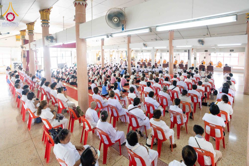 ภาพ No.300364:วันที่ 22 มกราคม พ.ศ. 2569 พิธีทอดผ้าป่าทำนุบำรุงศาสนสถาน ณ วัดรางกำหยาด ต.บางภาษี อ.บางเลน จ.นครปฐม ในโครงการธรรมยาตรา กตัญญูบูชา มหาปูชนียาจารย์ พระมงคลเทพมุนี(สด จนฺทสโร) พระผู้ปราบมาร อนุสรณ์สถาน 7 แห่ง ปีที่ 14