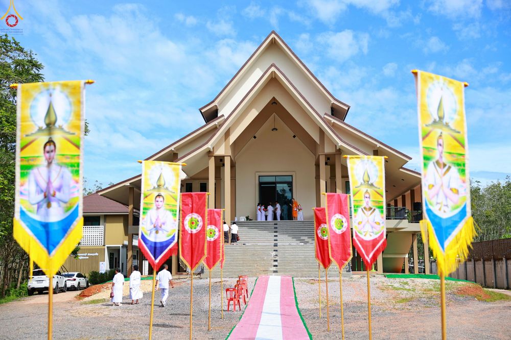 ภาพ No.281809:วันที่ 28 ตุลาคม พ.ศ 2568 พิธีทอดกฐินสามัคคีทั่วไทย 30,000 วัด  โดยคณะศิษยานุศิษย์ บูชาธรรม 81 ปี  หลวงพ่อธัมมชโย ณ ศูนย์ปฏิบัติธรรมพัทลุง