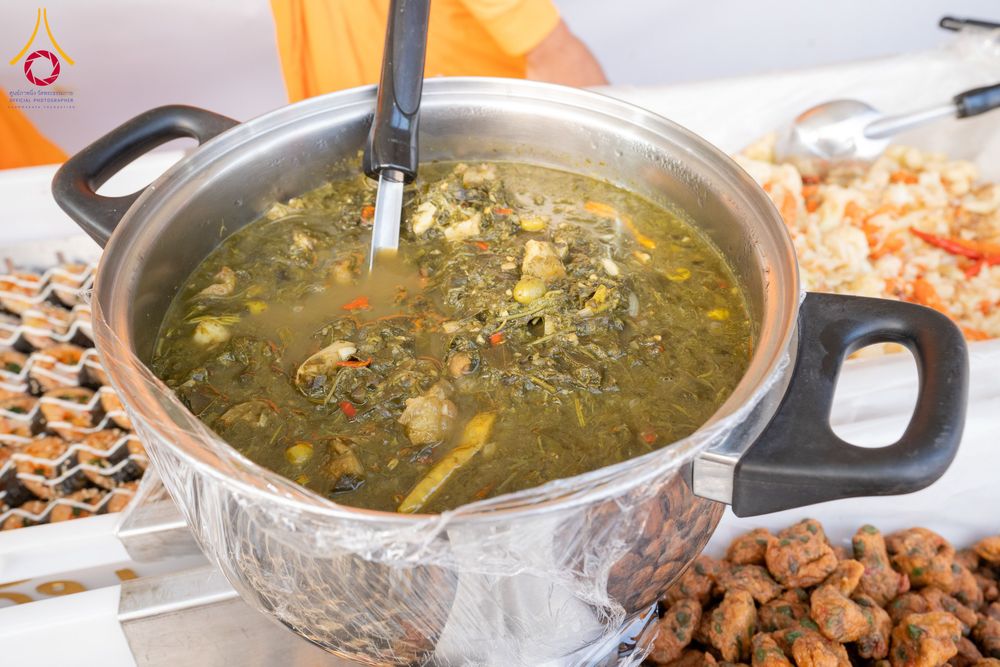 ภาพ No.294910:วันที่ 15 มกราคม พ.ศ. 2569 พิธีถวายภัตตาหารเป็นสังฆทาน แด่พระธรรมยาตรา ณ วัดโบสถ์บน ต.บางคูเวียง จ.นนทบุรี อนุสรณ์สถานลำดับที่ 4 สถานที่เกิดด้วยกายธรรม ในโครงการธรรมยาตรา กตัญญูบูชา มหาปูชนียาจารย์ พระมงคลเทพมุนี(สด จนฺทสโร) พระผู้ปราบมาร อนุสรณ์สถาน 7 แ