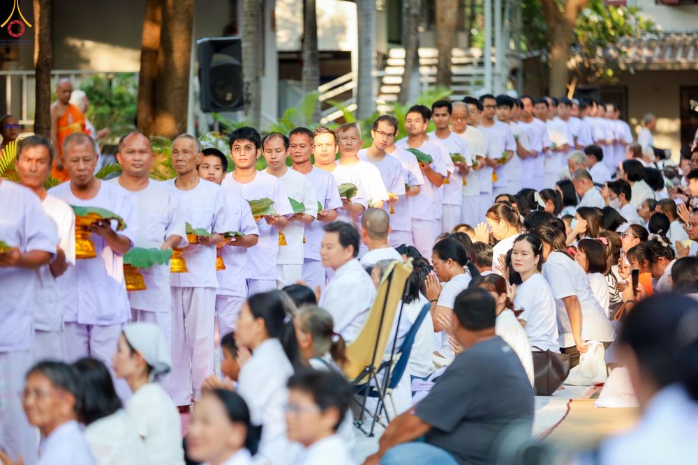 ภาพ No.319704:วันอาทิตย์ที่ 5 เมษายน พ.ศ.2569 พิธีตัดปอยผม และปลงผมนาคธรรมทายาท โครงการบรรพชาและอุปสมบทหมู่ รุ่นบูชาธรรม 82 ปี หลวงพ่อธัมมชโย