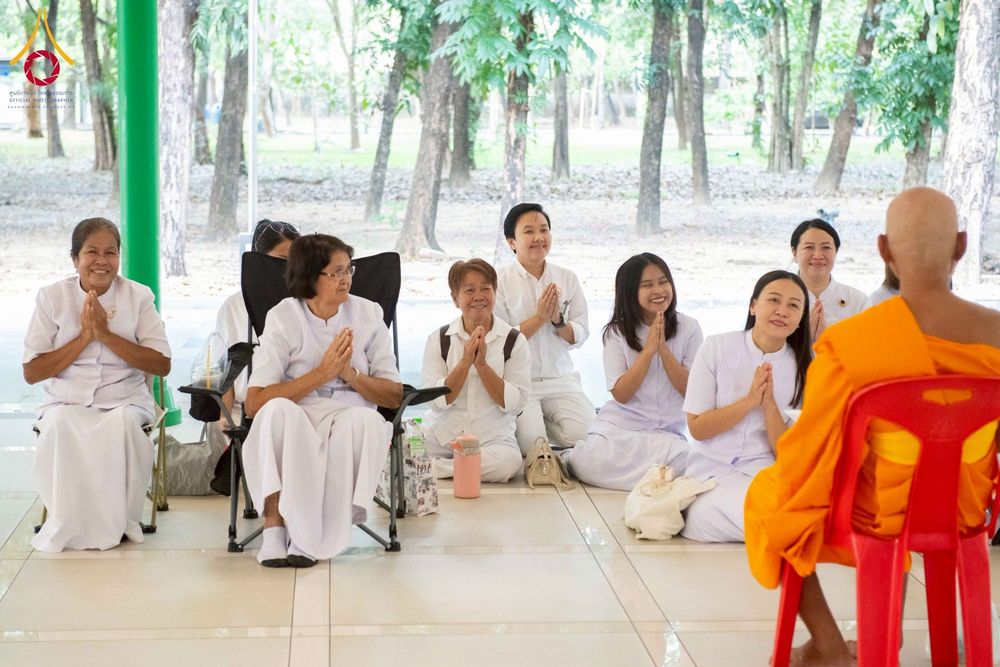 ภาพ No.277831:วันเสาร์ที่ 6 ธันวาคม พ.ศ. 2568 พิธีบรรพชาอุปสมบทและพิธีถวายบาตร โครงการอุปสมบทบูชาธรรมมหาปูชนียาจารย์ ประจำปี พ.ศ.2568 โครงการบวชพระนานาชาติ AEC และ WAB รุ่น CEO (นักบริหาร) รุ่นที่ 5 ณ มหาธรรมกายเจดีย์ วัดพระธรรมกาย