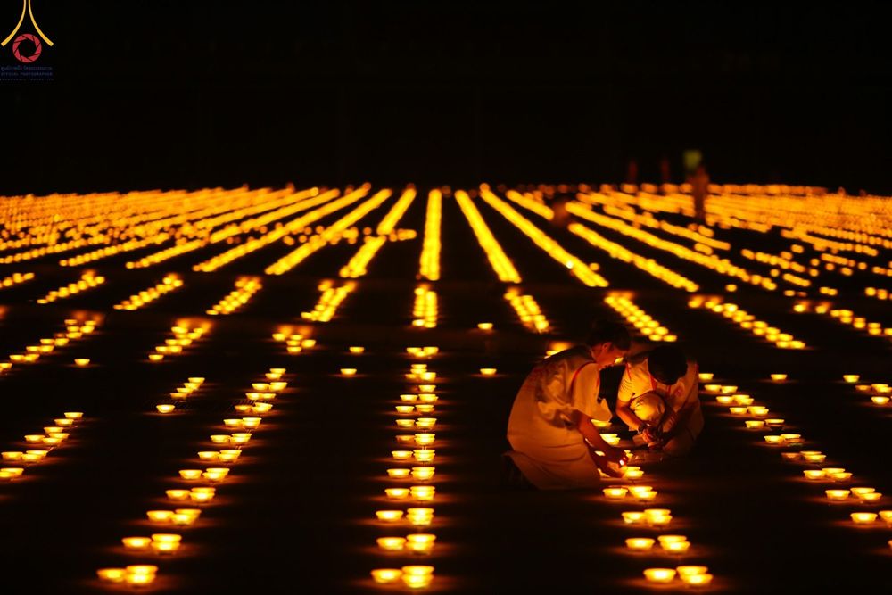 ภาพ No.279377:พิธีจุดวิสาขประทีป พิธีเวียนประทักษิณ ในวันวิสาขบูชา พุธที่ 22 พฤษภาคม พ.ศ. 2567 ( วันพระขึ้น 15 ค่ำ เดือน 6 ) ณ ลานธรรม พระมหาธรรมกายเจดีย์ วัดพระธรรมกาย จ.ปทุมธานี