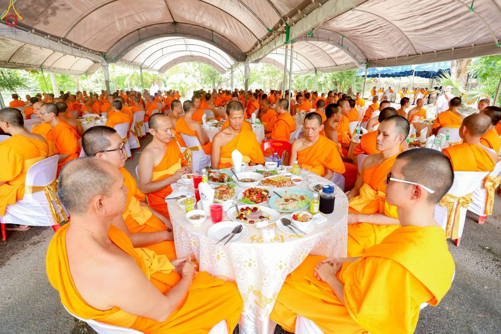 ภาพ No.249328:วันที่ 20 กันยายน พ.ศ. 2568 พิธีประดิษฐานรูปหล่อหลวงปู่วัดปากน้ำ ภาษีเจริญ ณ วิหารพระมงคลเทพมุนี (สด จนฺทสโร) ศูนย์ปฏิบัติธรรมภูเก็ต จ.ภูเก็ต