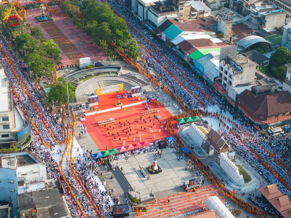 ภาพ No.312851:วันอาทิตย์ที่ 8 มีนาคม พ.ศ.2569 ทำบุญเมืองนครราชสีมา 558 ปี ตักบาตรพระ 10,000 รูป (ภาพชุดที่ 2)