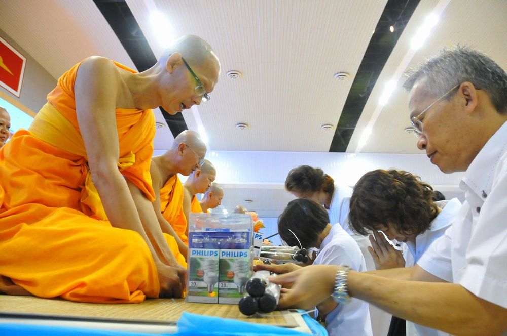 ภาพ No.2766:งานบุญวันอาสาฬหบูชา 2555
