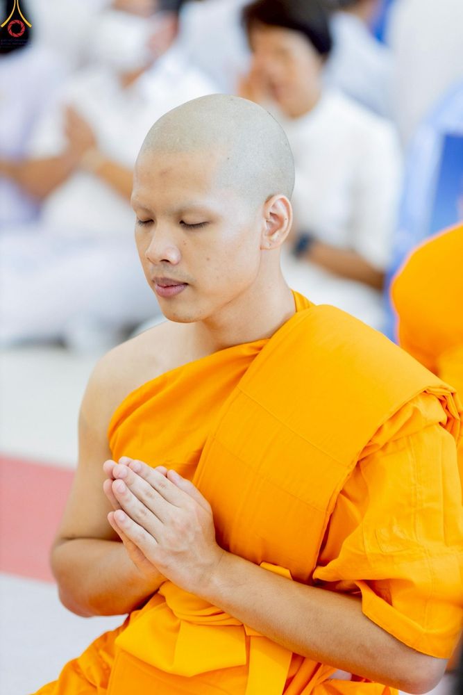 ภาพ No.229244:วันเสาร์ที่ 14 มิถุนายน พ.ศ. 2568 พิธีบรรพชา , พิธีถวายบาตร , พิธีอุปสมบท ในโครงการบรรพชาอุปสมบทหมู่ ผู้บริหารรุ่นที่ 15 และ อุดมศึกษา รุ่นที่ 52 ณ โบสถ์พระไตรปิฎก วัดพระธรรมกาย