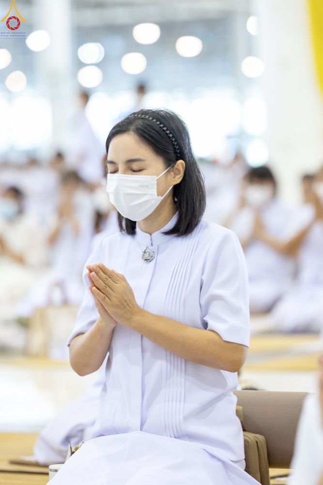 ภาพ No.86934:พิธีตักบาตร , พิธีบูชาข้าวพระ , พิธีจุดเทียนใจ ไฟนิรันดร์ อนันตชัย ในวันอาทิตย์ต้นเดือน 3 กันยายน พ.ศ. 2566 ณ วัดพระธรรมกาย