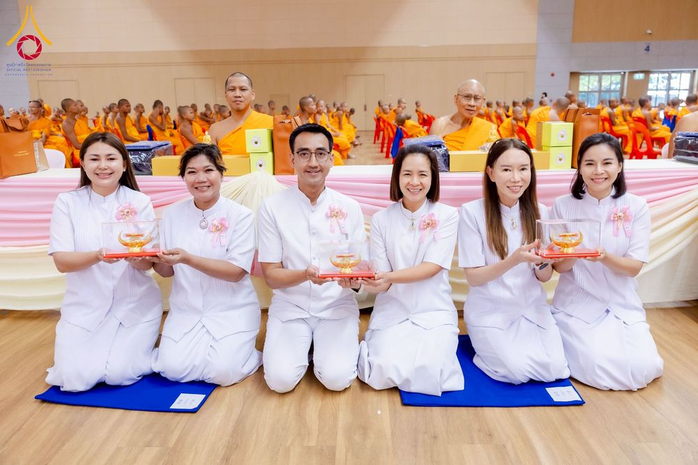 ภาพ No.272966:วันอาทิตย์ที่ 23 พฤศจิกายน พ.ศ.2568 พิธีมุทิตาสักการะ พระมหาเถระและพระเถระ ประจำปีพุทธศักราช 2568 ณ ห้องแก้วสารพัดนึก 2 สภาธรรมกายสากล  วัดพระธรรมกาย