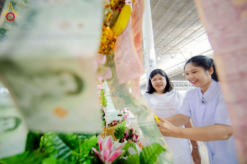 ภาพ No.277090:วันอาทิตย์ที่ 7 ธันวาคม พ.ศ. 2568 พิธีตักบาตรอาทิตย์ต้นเดือน ณ บ้านแก้วเรือนทองคุณยายฯ วัดพระธรรมกาย