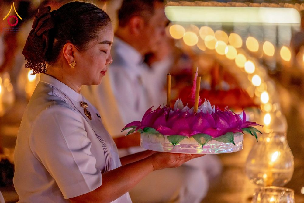 ภาพ No.266393:วันพุธที่ 5 พฤศจิกายน พ.ศ. 2568 (วันพระ ขึ้น 15 ค่ำ เดือน 12) พิธีลอยกระทงธรรม  ณ สระมหาเศรษฐีทะเลบุญ มหาวิหารพระมงคลเทพมุนี วัดพระธรรมกาย จ.ปทุมธานี