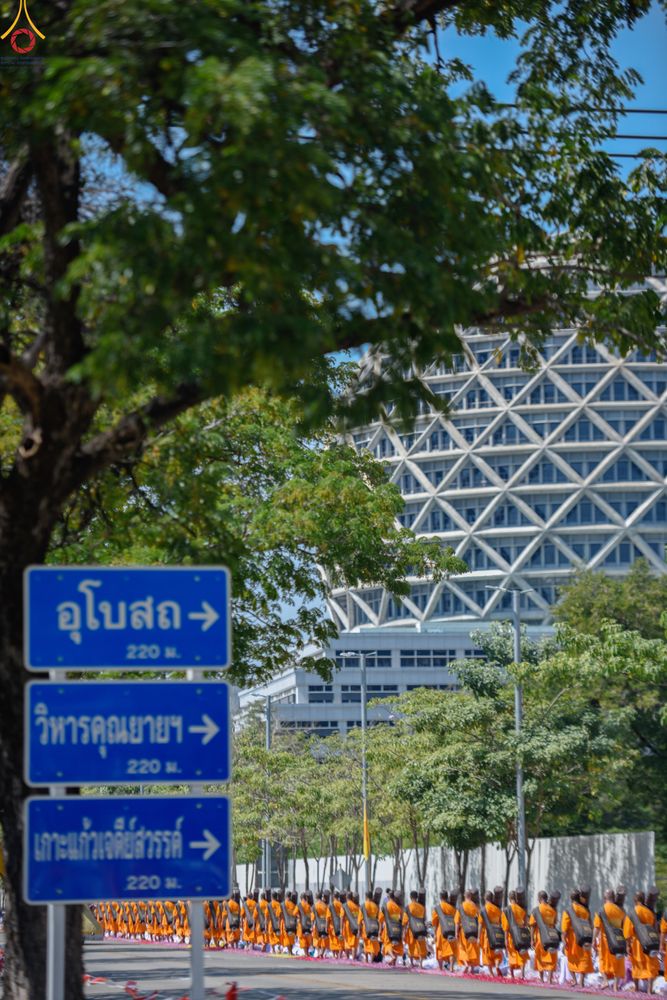 ภาพ No.304563:วันที่ 25 มกราคม พ.ศ. 2569 พิธีต้อนรับพระธรรมยาตรา (ภาพชุดที่ 2) รร.สามัคคีราษฏร์บำรุง-วัดพระธรรมกาย ในโครงการธรรมยาตรา กตัญญูบูชา มหาปูชนียาจารย์ พระมงคลเทพมุนี(สด จนฺทสโร) พระผู้ปราบมาร อนุสรณ์สถาน 7 แห่ง ปีที่ 14