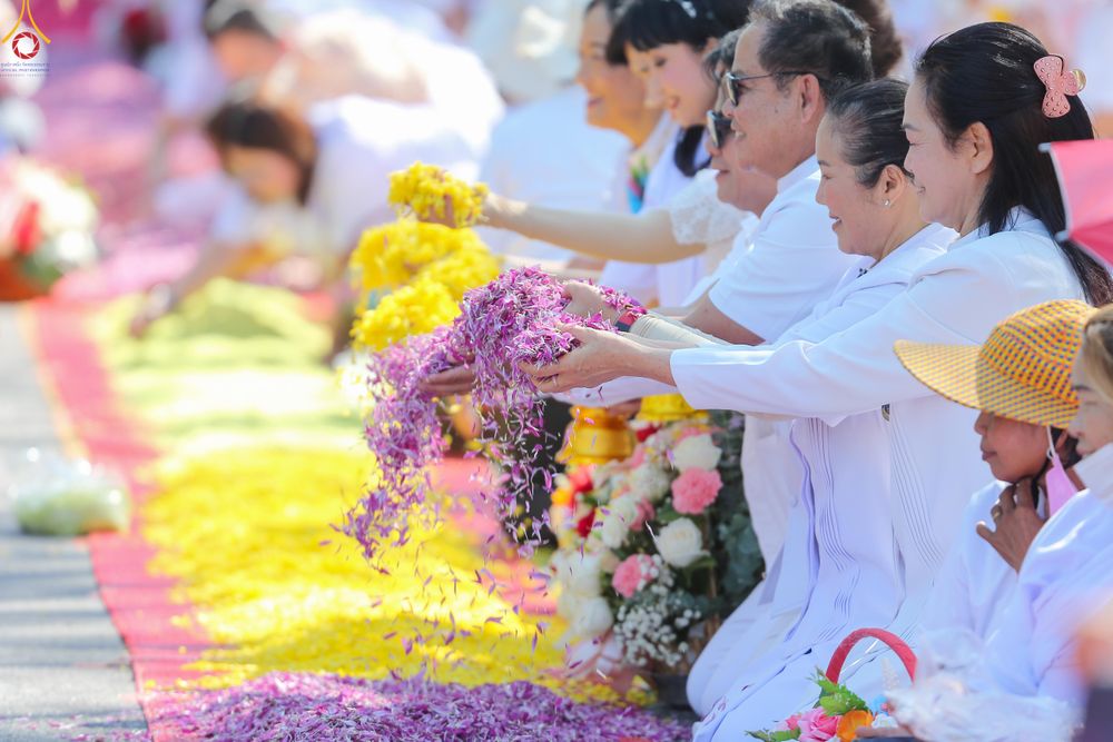 ภาพ No.279537:วันที่ 2 มกราคม พ.ศ.2569 พิธีต้อนรับพระธรรมยาตรา ครั้งที่ 1 ณ วัดพระธรรมกาย (วิหารหลวงปู่ - พระมหาธรรมกายเจดีย์)