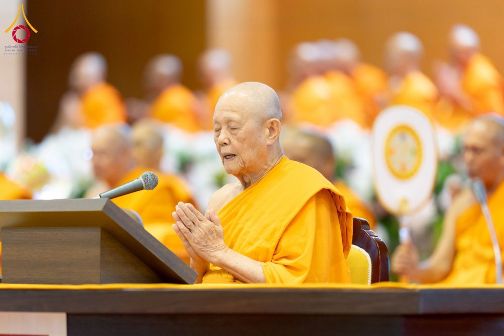 ภาพ No.264683:วันอาทิตย์ที่ 2 พฤศจิกายน พ.ศ. 2568 พิธีทอดกฐินสามัคคี ณ สภาธรรมกายสากล วัดพระธรรมกาย