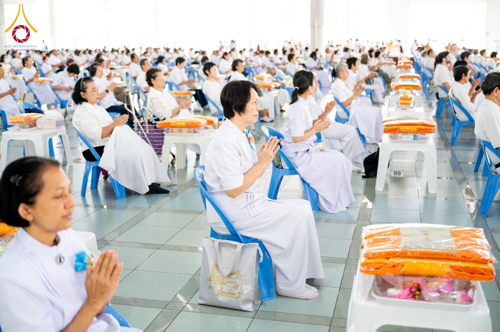 ภาพ No.346115:วันที่ 28 สิงหาคม พ.ศ.2569 พิธีบุพเปตพลี ครั้งที่ 186 ร่วมอุทิศส่วนกุศล แด่หมู่ญาติผู้ล่วงลับไปแล้ว และเป็นปัจจัยสนับสนุน การเผยแผ่พระพุทธศาสนา ณ หอฉันคุณยายอาจารย์ วัดพระธรรมกาย