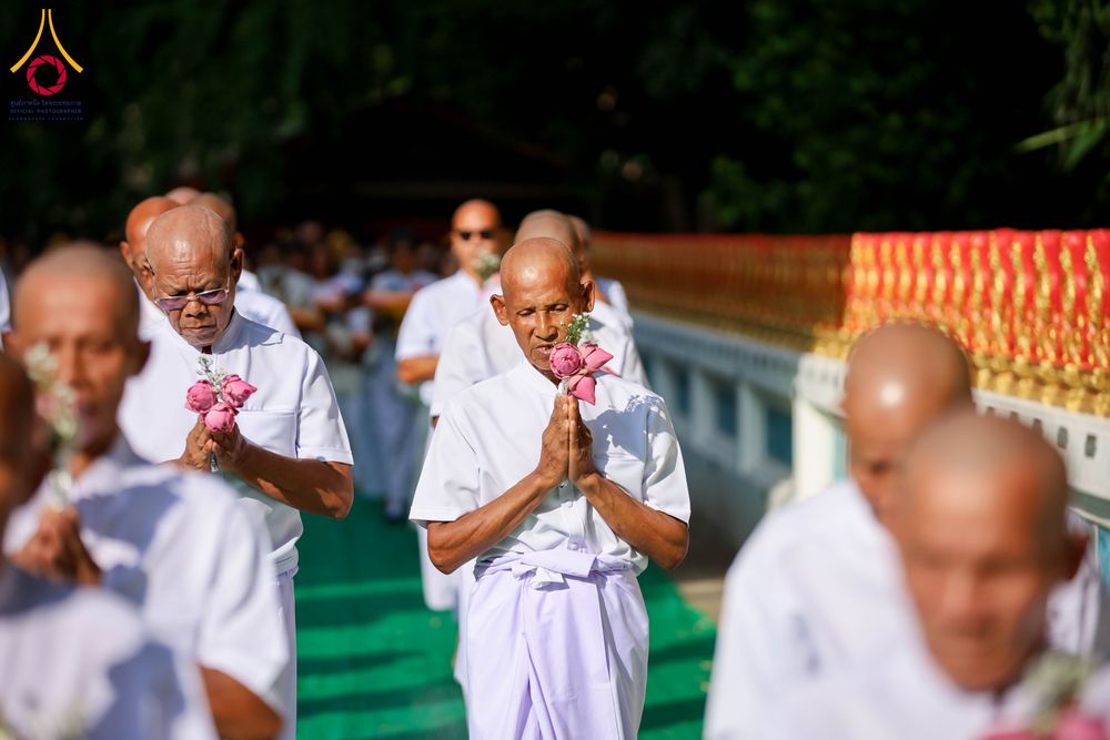 ภาพ No.341686:วันเสาร์ที่ 25 กรกฎาคม พ.ศ.2569  พิธีอุปสมบทหมู่พระธรรมทายาท รุ่นเข้าพรรษา ประจำปี 2569 จำนวน 20 รูป จัดโดย ธุดงคสถานพิษณุโลก  ณ พัทธสีมา วัดเกาะแก้วประชานุรักษ์ ต.ชัยนาม อ.วังทอง จ.พิษณุโลก