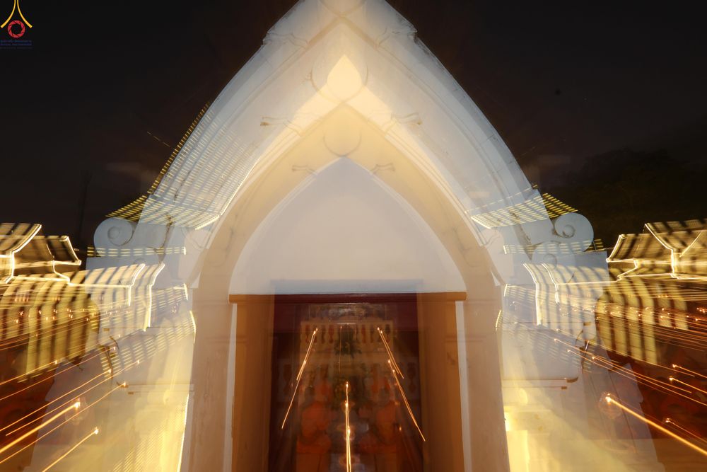 ภาพ No.297166:วันที่ 17 มกราคม พ.ศ. 2569 พิธีจุดประทีปถวายเป็นพุทธบูชา และบูชาธรรมมหาปูชนียาจารย์ (ภาพชุดที่ 2) ณ วัดโบสถ์บน ต.บางคูเวียง จ.นนทบุรี อนุสรณ์สถานลำดับที่ 4 สถานที่เกิดด้วยกายธรรม ในโครงการธรรมยาตรา กตัญญูบูชา มหาปูชนียาจารย์ พระมงคลเทพมุนี(สด จนฺทสโร) พร