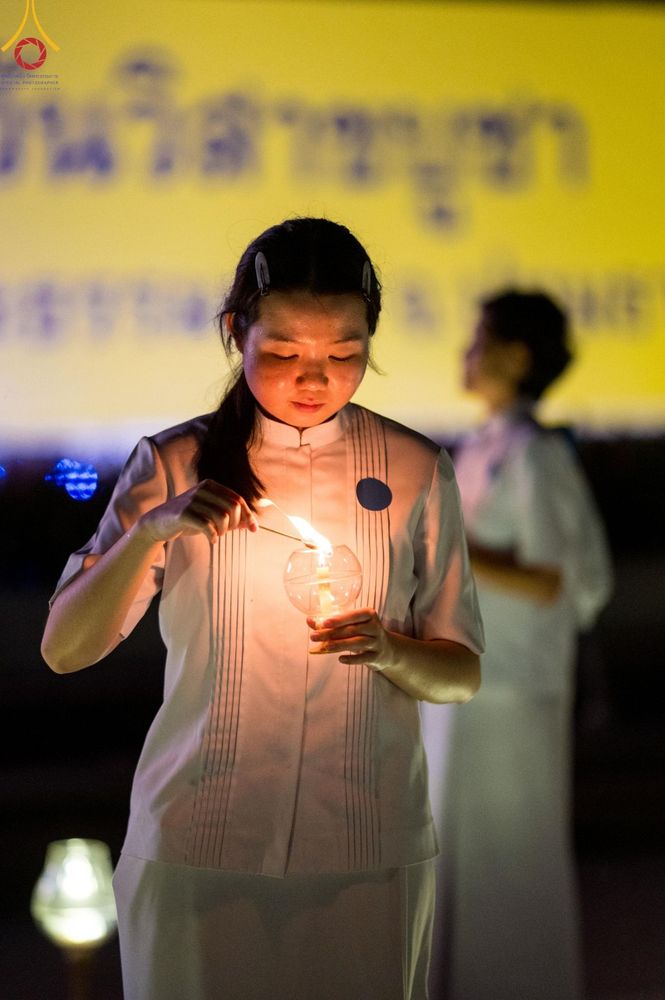 ภาพ No.279325:พิธีจุดวิสาขประทีป พิธีเวียนประทักษิณ ในวันวิสาขบูชา พุธที่ 22 พฤษภาคม พ.ศ. 2567 ( วันพระขึ้น 15 ค่ำ เดือน 6 ) ณ ลานธรรม พระมหาธรรมกายเจดีย์ วัดพระธรรมกาย จ.ปทุมธานี