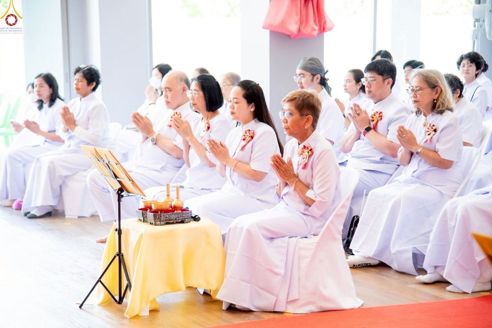 ภาพ No.249276:วันที่ 20 กันยายน พ.ศ. 2568 พิธีประดิษฐานรูปหล่อหลวงปู่วัดปากน้ำ ภาษีเจริญ ณ วิหารพระมงคลเทพมุนี (สด จนฺทสโร) ศูนย์ปฏิบัติธรรมภูเก็ต จ.ภูเก็ต