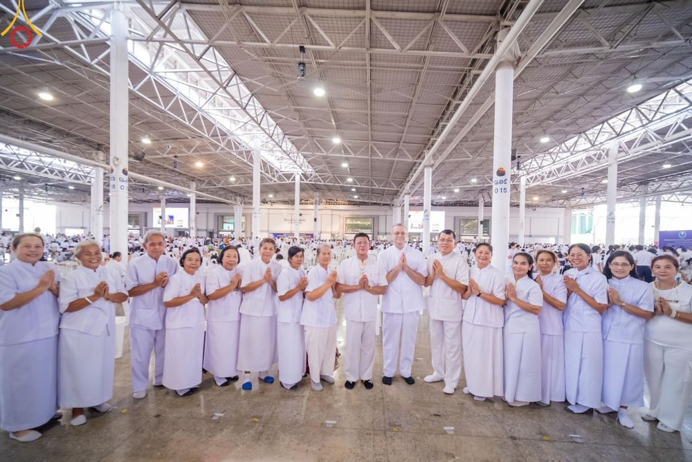 ภาพ No.136781:พิธีตักบาตร พิธีบูชาข้าวพระ ในวันอาทิตย์ต้นเดือนที่ 5 พฤษภาคม พ.ศ. 2567 ณ วัดพระธรรมกาย จ.ปทุมธานี