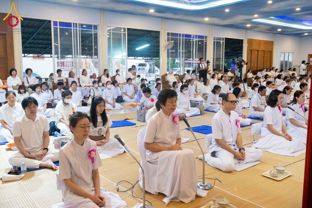 ภาพ No.295844:วันที่ 17 มกราคม พ.ศ. 2569 พิธีถวายภัตตาหารเป็นสังฆทาน แด่พระธรรมยาตรา ณ วัดโบสถ์บน ต.บางคูเวียง จ.นนทบุรี อนุสรณ์สถานลำดับที่ 4 สถานที่เกิดด้วยกายธรรม ในโครงการธรรมยาตรา กตัญญูบูชา มหาปูชนียาจารย์ พระมงคลเทพมุนี(สด จนฺทสโร) พระผู้ปราบมาร อนุสรณ์สถาน 7 แ