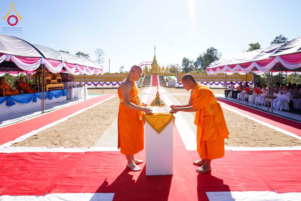 ภาพ No.309178:วันเสาร์ที่ 7 กุมภาพันธ์ พ.ศ.2569 พิธีบรรจุพระบรมสารีริกธาตุ ประดิษฐาน  ณ เจดีย์วัดทุ่งเจริญธรรม อ.อมก๋อย จ.เชียงใหม่