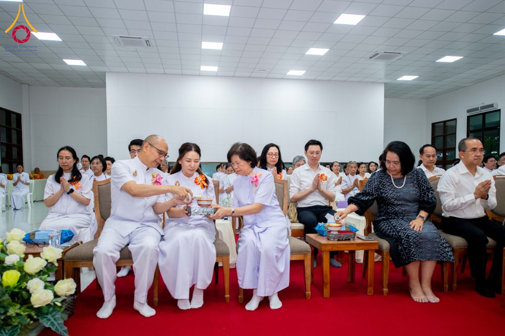 ภาพ No.314564:วันศุกร์ที่ 20 มีนาคม พ.ศ. 2569 พิธีบำเพ็ญกุศล คุณพ่อณรงค์ จินตมากุล โยมบิดา พระครูปลัดรัตนวีรวัฒน์ (รังสฤษดิ์ อิทฺธิจินตโก) ที่ปรึกษาเจ้าคณะจังหวัดปทุมธานี เจ้าอาวาสวัดพระธรรมกาย  ณ ห้องปลูกศรัทธา 2 วัดพระธรรมกาย ปทุมธานี