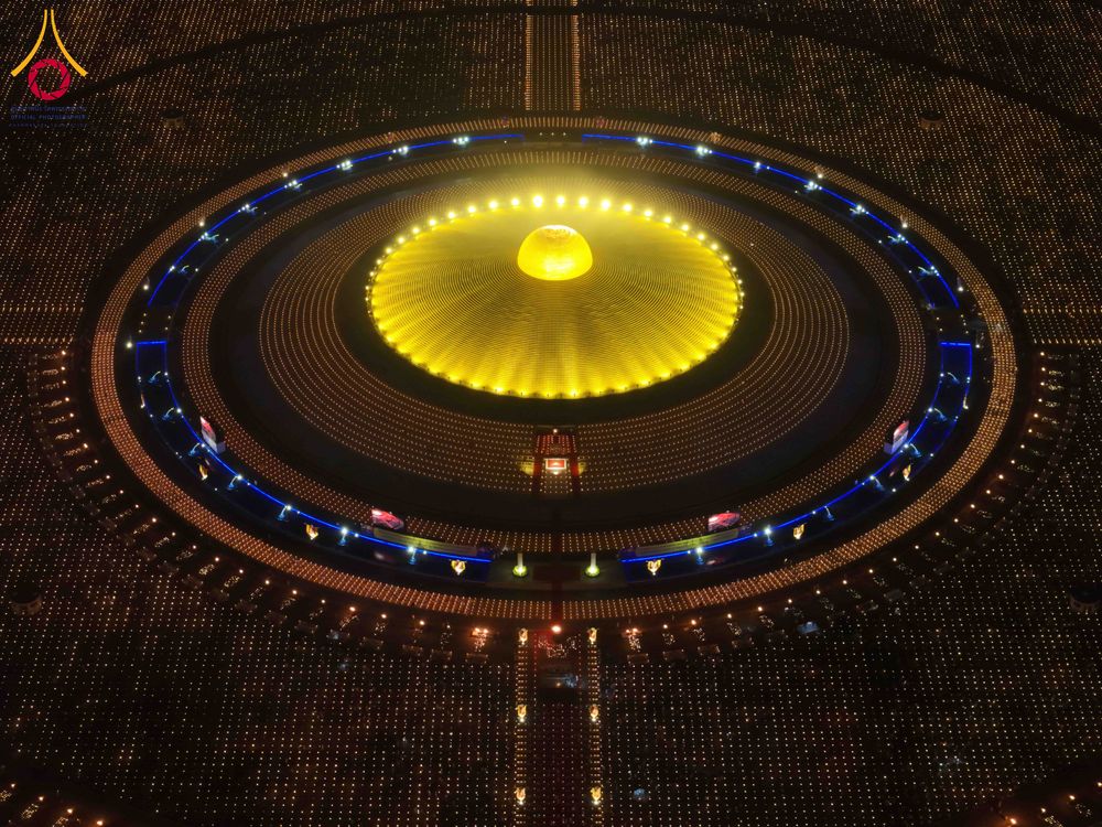 ภาพ No.312378:วันอังคารที่ 3 มีนาคม พ.ศ.2569 พิธีเวียนประทักษิณและจุดมาฆประทีป (ภาพชุดที่ 2) ณ ลานธรรมพระมหาธรรมกายเจดีย์ วัดพระธรรมกาย