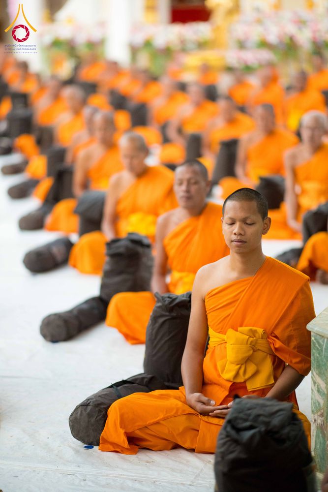 ภาพ No.294614:วันอาทิตย์ที่ 14 ธันวาคม พ.ศ.2568 พระธรรมยาตราปฏิบัติธรรมและถ่ายภาพหมู่ประวัติศาสตร์ ณ วัดสองพี่น้อง ต.ต้นตาล อ.สองพี่น้อง จ.สุพรรณบุรี ในโครงการธรรมยาตรา กตัญญูบูชา มหาปูชนียาจารย์ พระมงคลเทพมุนี(สด จนฺทสโร) พระผู้ปราบมาร อนุสรณ์สถาน 7 แห่ง ปีที่ 14