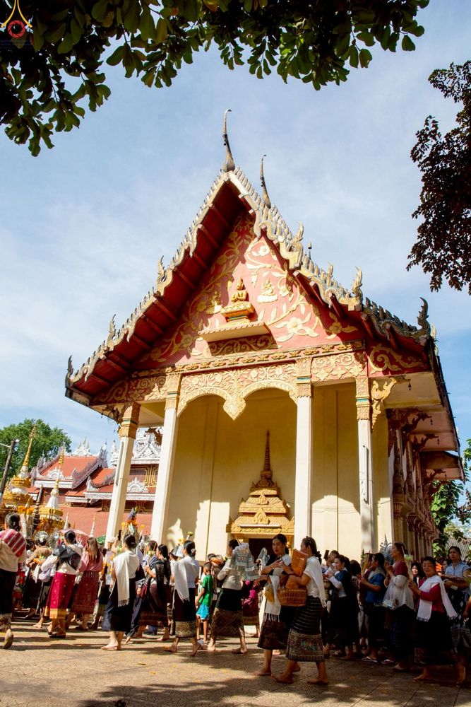 ภาพ No.271729:วันอาทิตย์ที่ 26 ตุลาคม พ.ศ. 2568 กฐินสมทบวัดต่างประเทศ โดยคณะศิษยานุศิษย์ บูชาธรรม 81 ปี  หลวงพ่อธัมมชโย ณ วัดสีอัมพอน นครเวียงจันทน์ สปป.ลาว