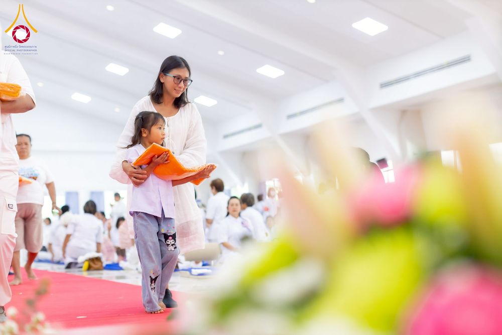 ภาพ No.274928:วันอาทิตย์ที่ 30 พฤศจิกายน พ.ศ. 2568 พิธีทอดผ้าป่า "สร้างองค์พระเจดีย์เพื่อสร้างสันติภาพโลก" ณ ศูนย์ปฏิบัติธรรมระยอง (บ้านช่องลม)