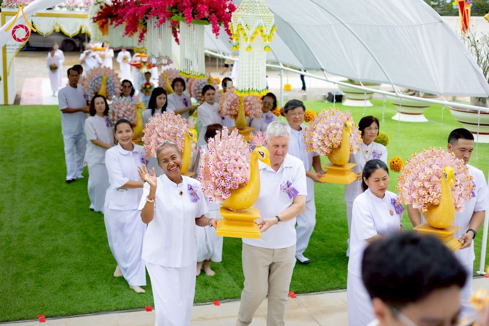 ภาพ No.252744:วันที่ 12 ตุลาคม พ.ศ. 2568 พิธีทอดกฐินครบรอบ 12 ปี เพื่อสร้างถนนธรรมวิถี ณ ศูนย์ปฏิบัติธรรมนครราชสีมา