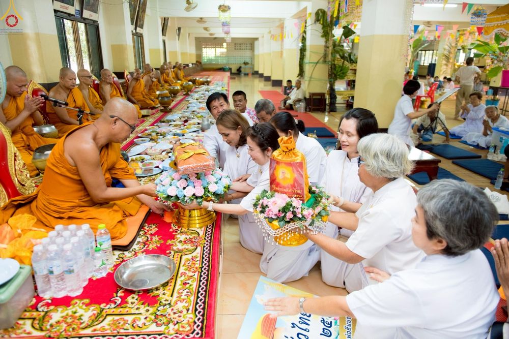 ภาพ No.250340:วันพุธที่ 8 ตุลาคม พ.ศ. 2568 พิธีทอดกฐินสามัคคีทั่วไทย 30,000 วัด โดยคณะศิษยานุศิษย์ บูชาธรรม 81 ปี หลวงพ่อธัมมชโย ณ วัดจงโก ต.หนองรี อ.ลำสนธิ จ.ลพบุรี