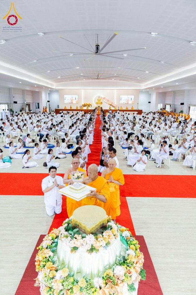 ภาพ No.254780:วันที่ 15 ตุลาคม พ.ศ. 2568 พิธีบรรจุพระบรมสารีริกธาตุภายในพระเกตุองค์พระประธาน สมโภชพระประธาน พระธรรมกาย ณ ศูนยอบรมเยาวชนกาญจนบุรี