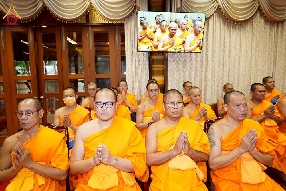 ภาพ No.270773:วันที่ 18 พฤศจิกายน พ.ศ. 2568 วัดพระธรรมกาย เป็นเจ้าภาพบำเพ็ญกุศล  คุณยายอาจารย์ ดร.ตรีธา เนียมขำ  อดีตนายกสมาคมศิษย์หลวงพ่อวัดปากน้ำ ณ ศาลาสตมานุสรณ์ (ศาลาเรือนไทย) วัดปากน้ำ  พระอารามหลวง เขตภาษีเจริญ กรุงเทพมหานคร
