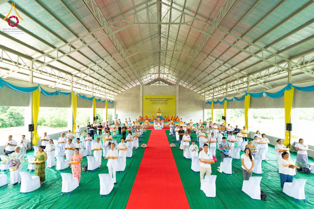 ภาพ No.164721:พิธีทอดกฐิน ณ ธุดงคสถานเขาย้อย เพชรบุรี สร้างอาคารปฏิบัติธรรม พระมงคลเทพมุนี(สด จนฺทสโร) ตำบลสระพัง อำเภอเขาย้อย จังหวัดเพชรบุรี วันอาทิตย์ ที่ 20 ตุลาคม พ.ศ. 2567