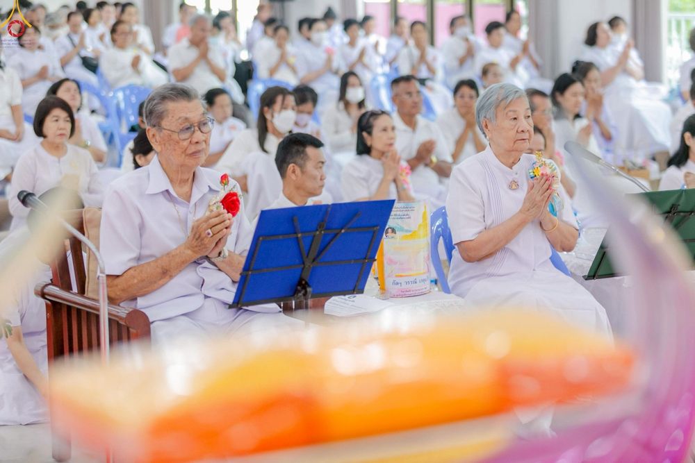 ภาพ No.246839:วันอาทิตย์ที่ 14 กันยายน พ.ศ. 2568 พิธีทอดผ้าป่า ซื้อดิน ปรับพื้นที่ลานธรรม  และพิธีกลั่นแผ่นดิน โปรยทราย สถาปนาองค์พระเจดีย์ เพื่อสร้างสันติภาพโลก  ณ ศูนย์ปฏิบัติธรรมสระบุรี อ.พระพุทธบาท จ.สระบุรี