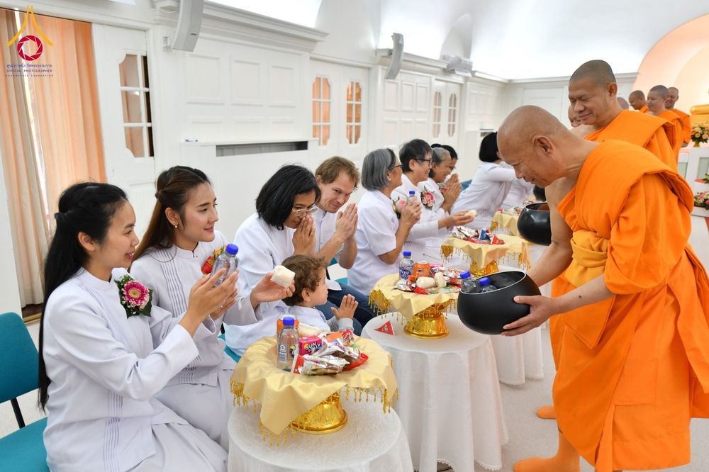 ภาพ No.171507:พิธีทอดกฐิน ณ วัดพระธรรมกายคอร์ซัวร์ ลุสท์สโกว ประเทศเดนมาร์ก วันเสาร์ที่ 19 ตุลาคม พ.ศ. 2567