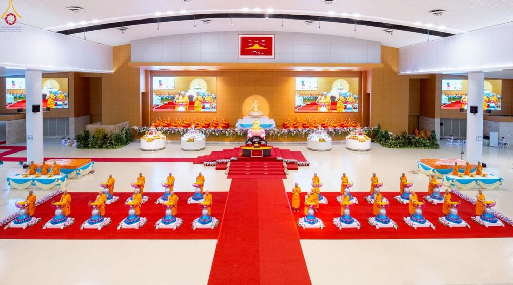 ภาพ No.244121:วันอาทิตย์ที่ 7 กันยายน พ.ศ. 2568 พิธีทอดผ้าป่าสมทบกฐินวัดพระธรรมกาย และสมทบกฐิน 30,000 วัดทั่วไทย ครั้งที่ 2 ณ ห้องแก้วสารพัดนึก 1 วัดพระธรรมกาย