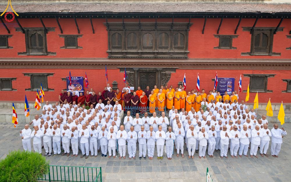 ภาพ No.313387:วันพุธที่ 11 มีนาคม พ.ศ. 2569 พิธีตัดปอยผมโครงการบรรพชาสามเณร  ณ วัดอเชศวร (Aksheswar Mahavihar) ประเทศเนปาล