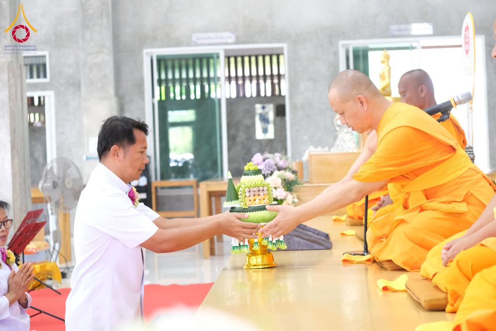 ภาพ No.315528:วันที่ 21 มีนาคม พ.ศ. 2569 โครงการอุปสมบทหมู ภาคฤดูร้อน ศูนย์อบรมเยาวชนนครปฐม อุปสมบท ณ พระอุโบสถ วัดลาดหญ้าไทร